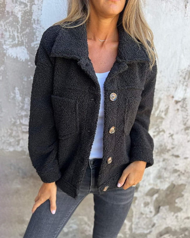 LOUISE | Stilren och Mysig Jacka